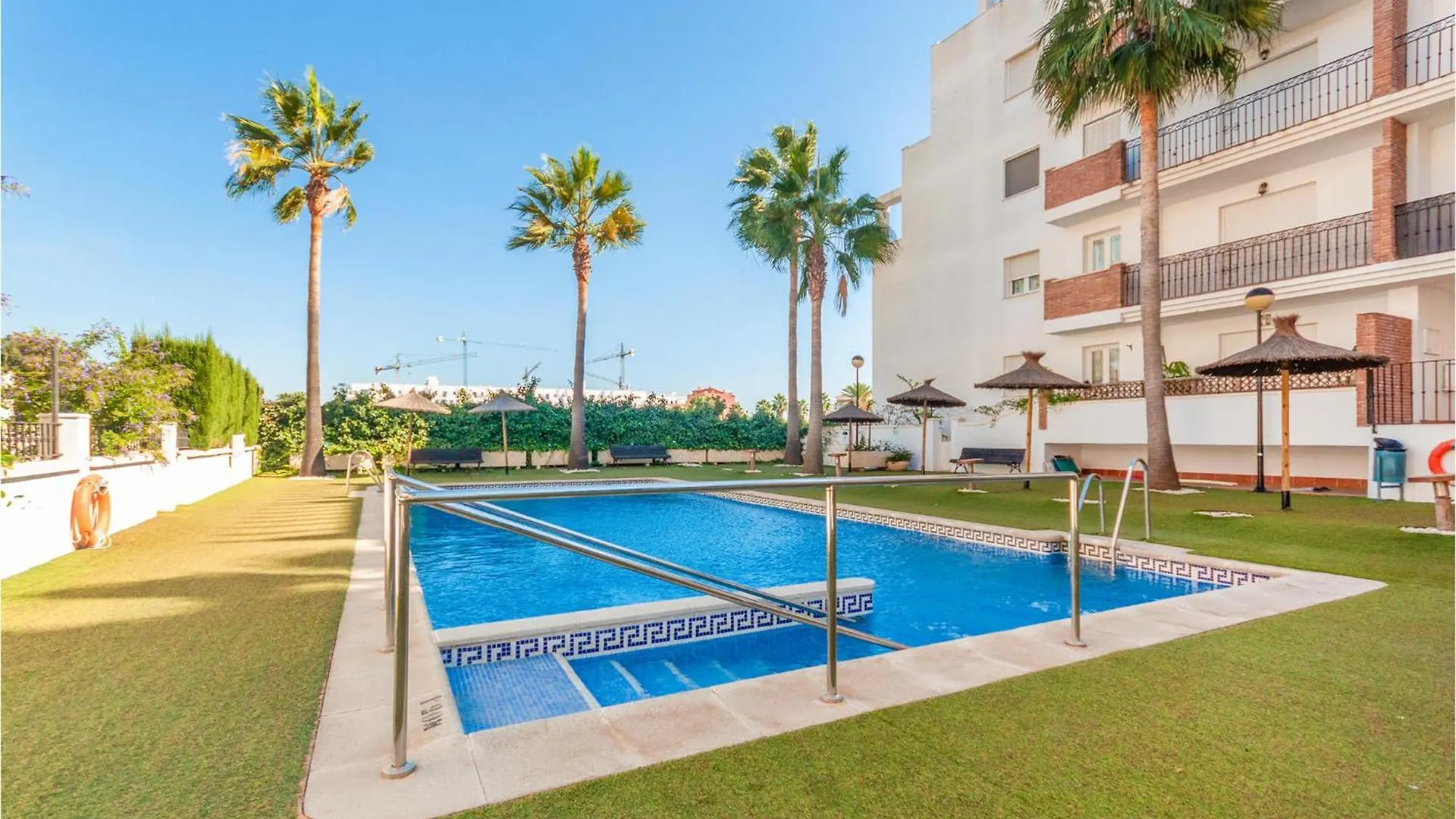 3 Bedroom Stunning Apartment In Motril